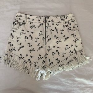 NWOT Honey Punch Floral Frayed High Waisted Shorts